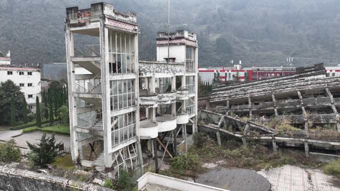 航拍汶川漩口中学地震遗址