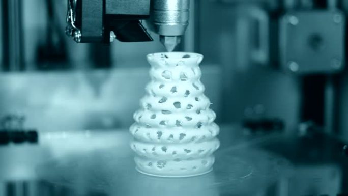 3D打印机工作。熔融沉积建模，