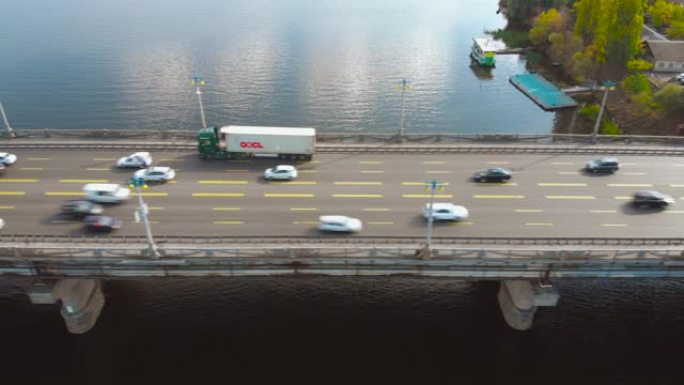 交通过河桥路鸟瞰图