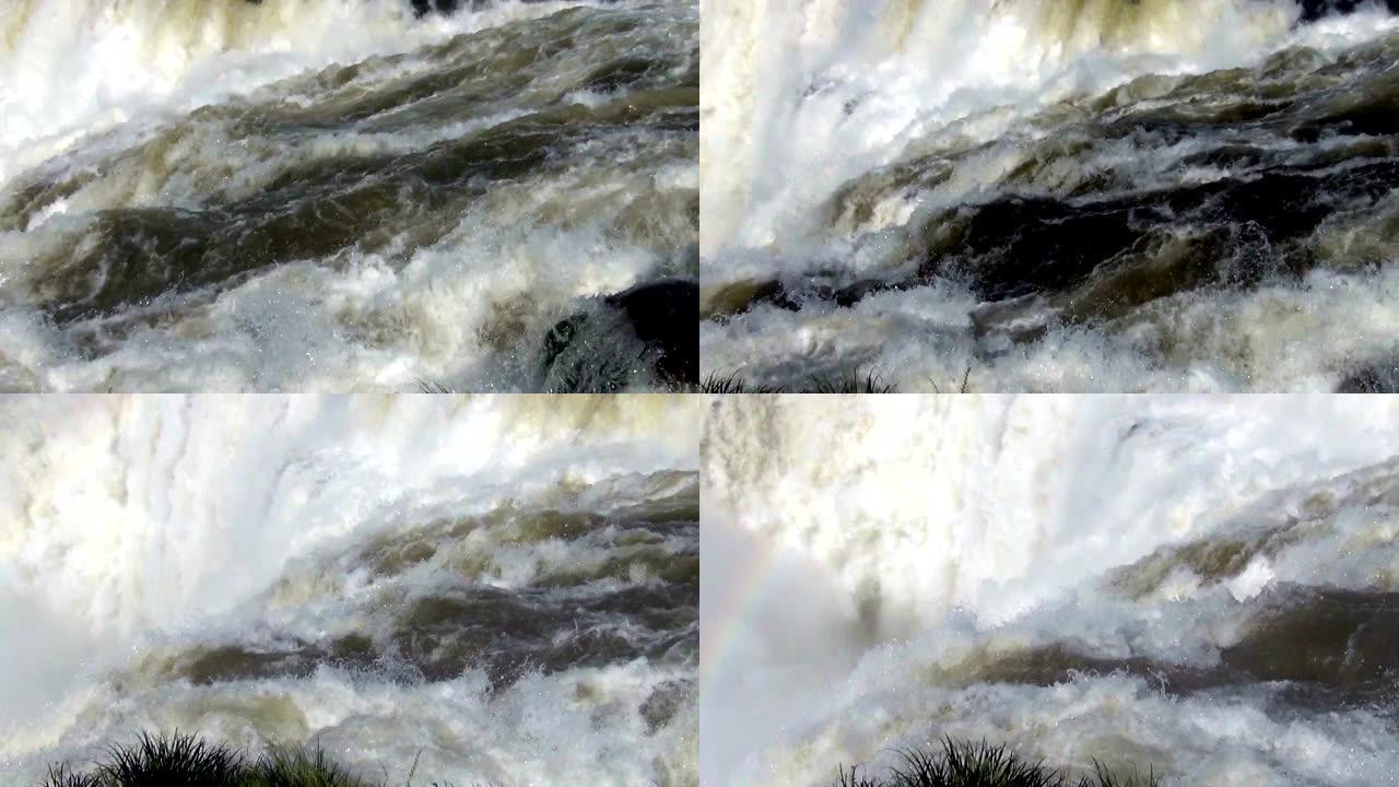 伊瓜苏瀑布的白水