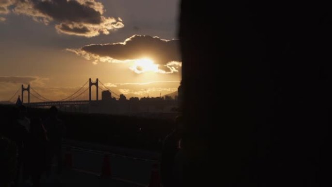 日落广安大桥，釜山，韩国