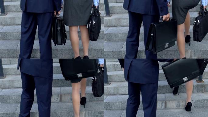 商人用手提包不尊重的态度拍打女同事，虐待
