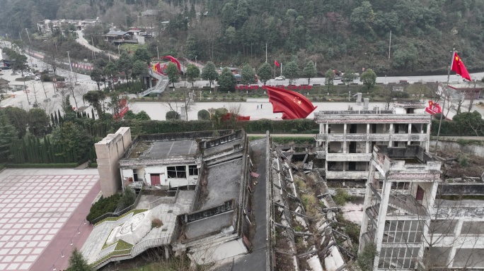 航拍汶川漩口中学地震遗址