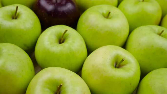 苹果新鲜的自然背景。天然苹果从树上收获。水果和蔬菜部门杂货店。