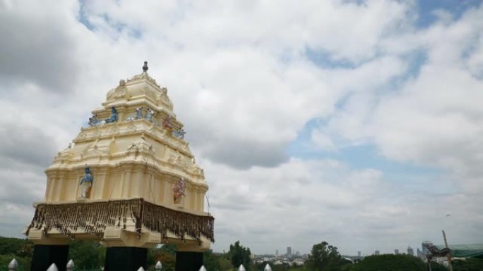 白天巴纳加洛市著名公园寺庙蓝天全景4k印度