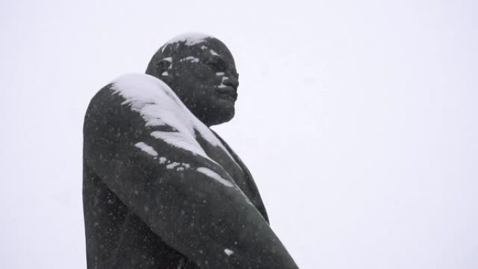 政治纪念碑映衬着列宁冬天的天空，复制空间，慢莫，历史