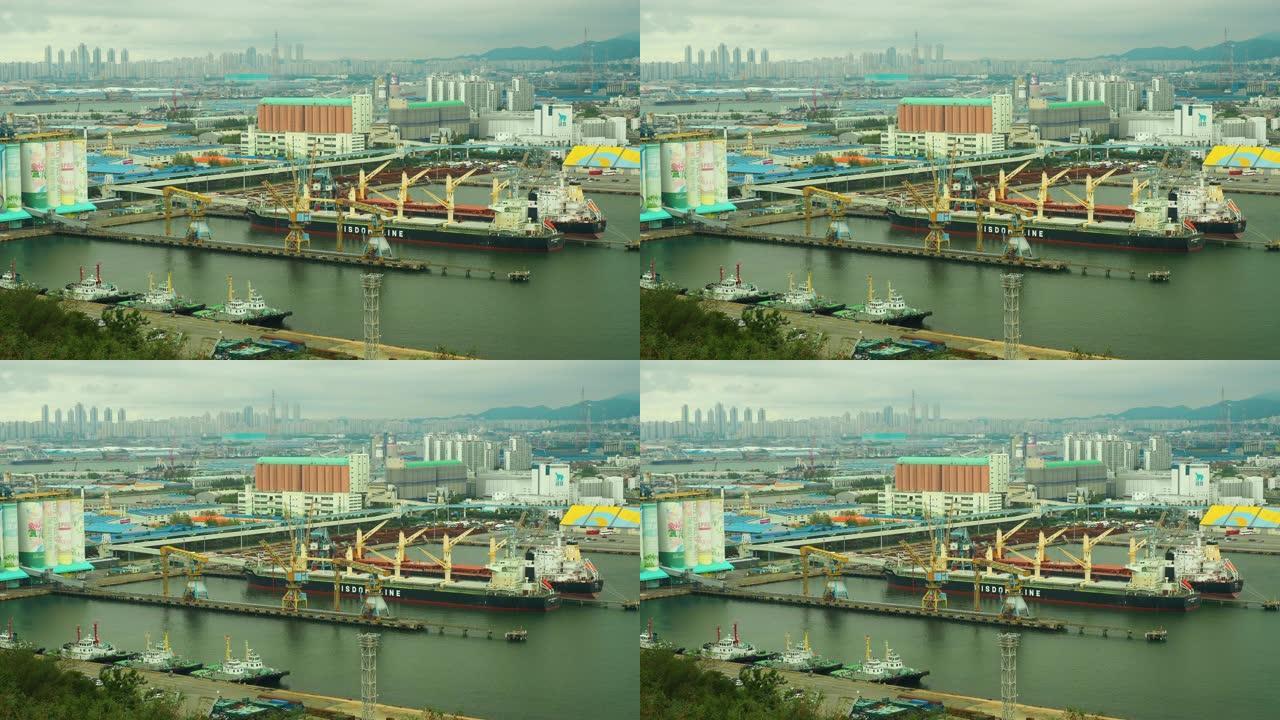从韩国仁川的沃尔米天文台看到了仁川海港的景色