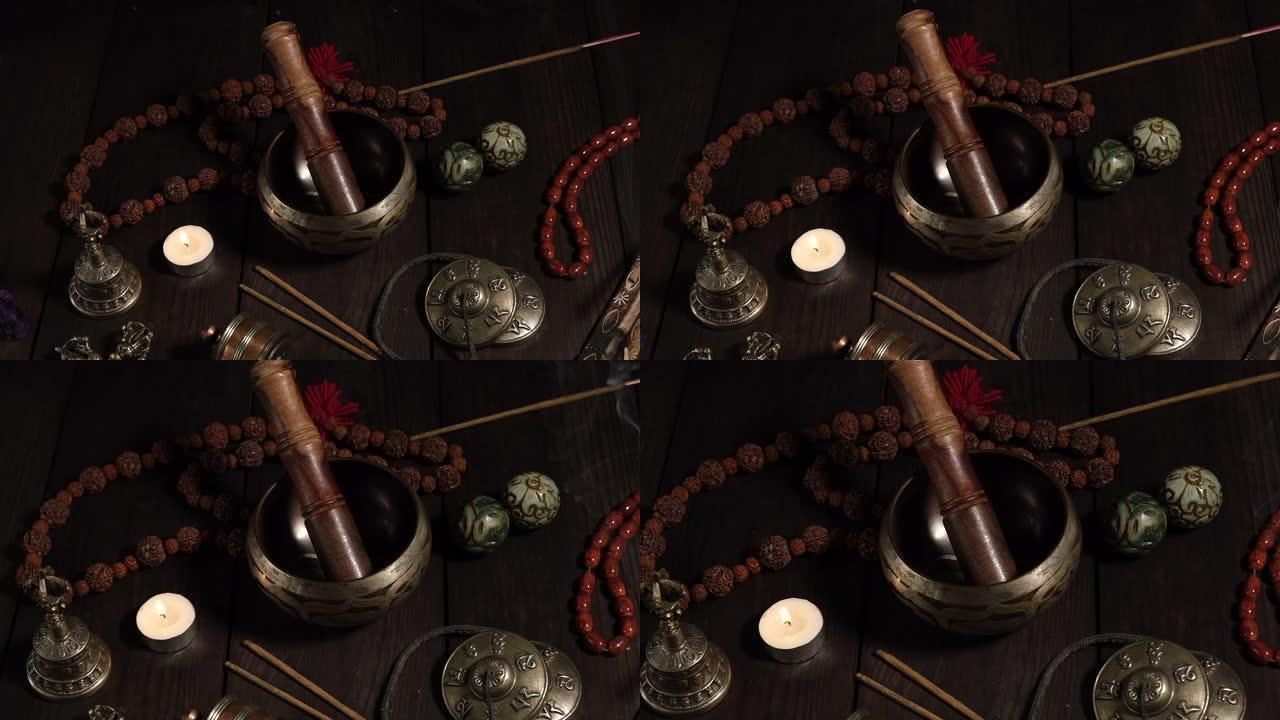 唱盘、念珠、念经鼓、石球等藏族宗教物品