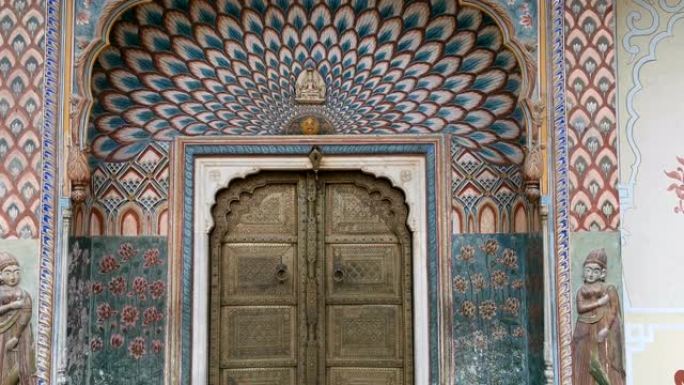 印度斋浦尔城市宫殿粉红城的大门