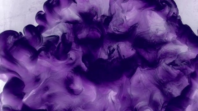 墨水水爆炸空气污染紫色烟雾