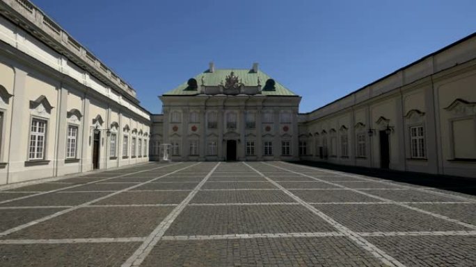 华沙的铜屋顶宫殿