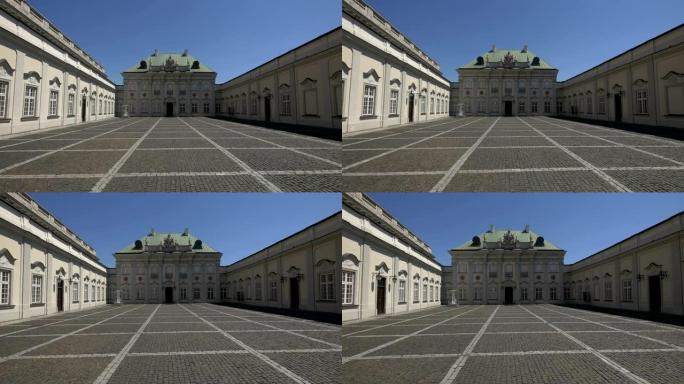华沙的铜屋顶宫殿