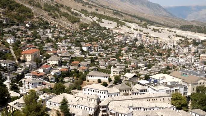 阿尔巴尼亚吉罗卡斯特市的全景和暗示性视图