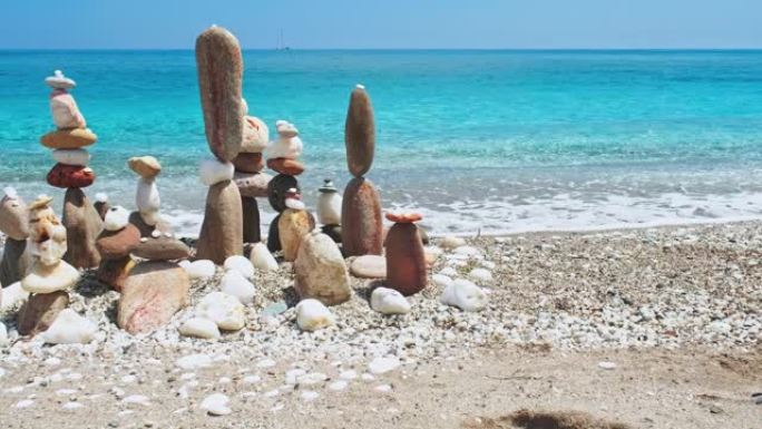 平衡与和谐的概念。-海滩上的石头堆