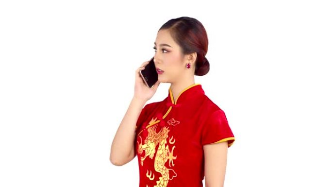 年轻的中国女性对智能手机感到不安