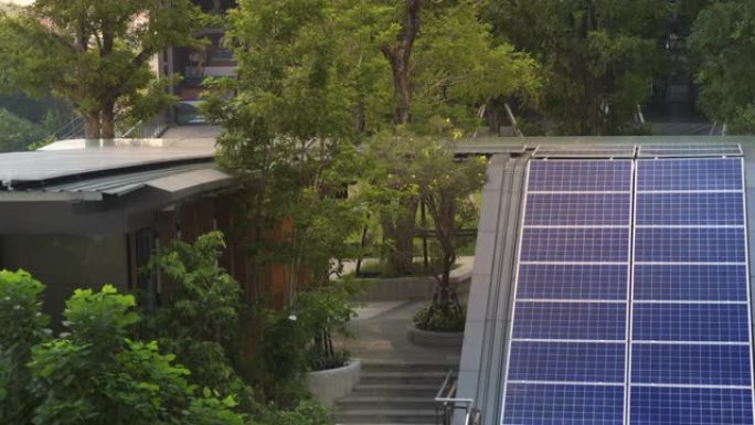 太阳能电池板有助于储存太阳能。然后用作家庭和建筑物使用的电能，有助于降低成本并保护环境。有助于减少全