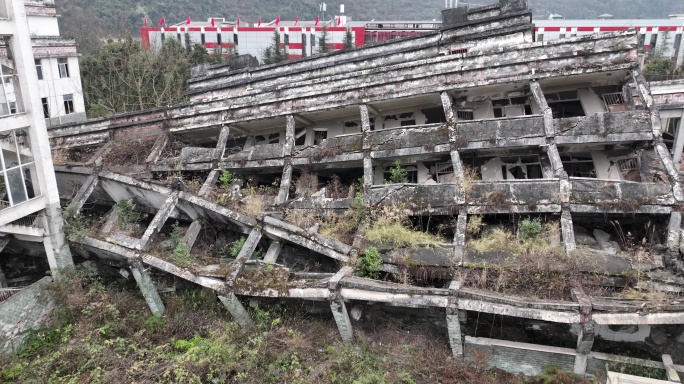 航拍汶川漩口中学地震遗址