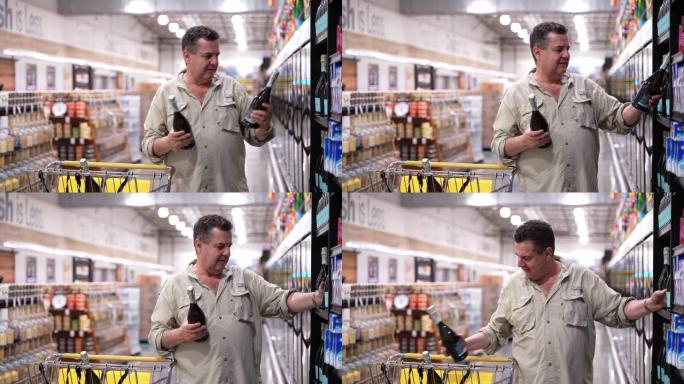 这位资深积极的拉丁裔男子带着购物车在一家酒类商店购物，购买了藤蔓。