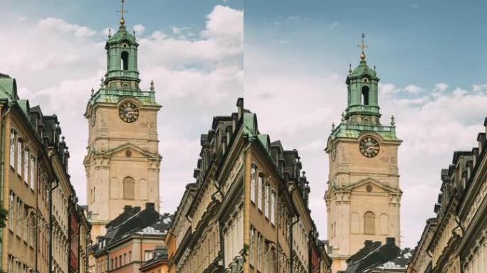 瑞典斯德哥尔摩。带有Storkyrkan塔的老城区的垂直视图-圣尼古拉斯大教堂或教堂。斯德哥尔摩大教