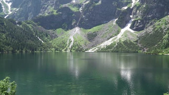 夏季塔特拉山湖。地球上最美丽的五大湖之湖