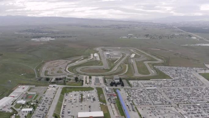 鲁斯塔维国际赛车场环形无人驾驶飞机全高清赛车摩托赛道