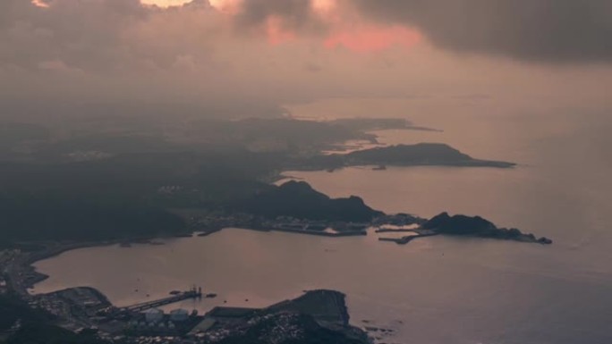 时间从基隆港日落的高架视图。美丽Hyperlapse