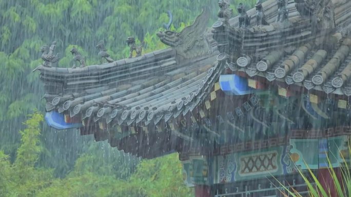 雨天中式建筑屋檐雨滴雨水雨景