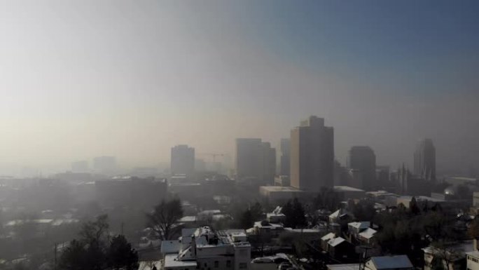 在冬季和大规模的温度反演期间建立犹他州盐湖城市中心的无人机天线