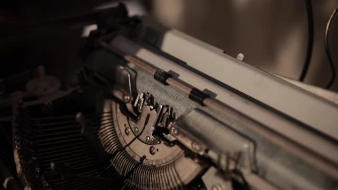 古代印刷机工艺特写，慢动作
