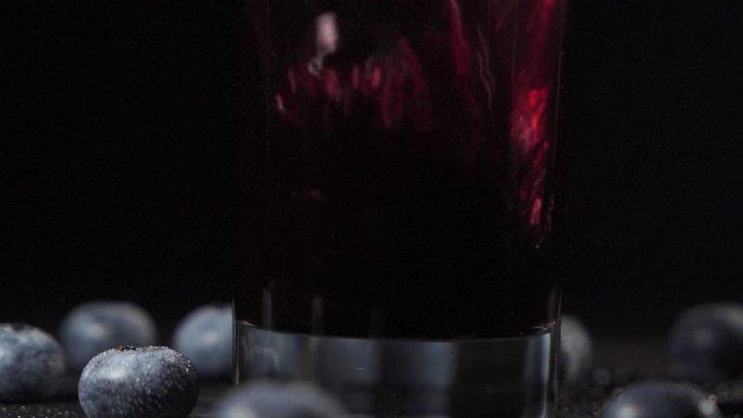 蓝莓红酒，蓝莓果汁