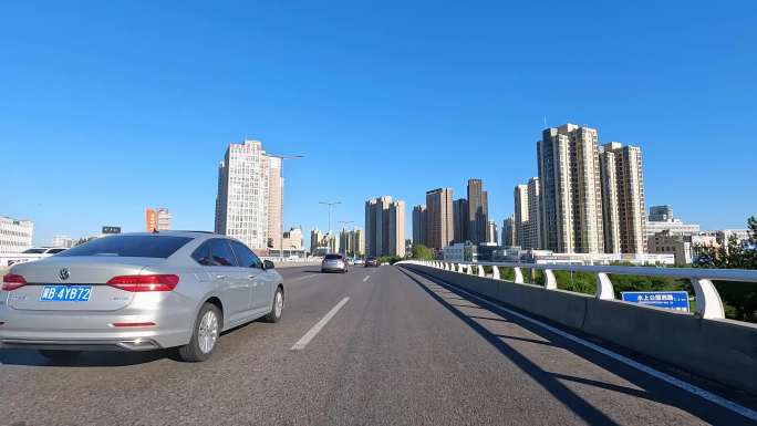 快速路 开车视角风景 道路两侧 畅通无阻