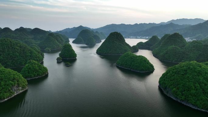 湖面群岛风光