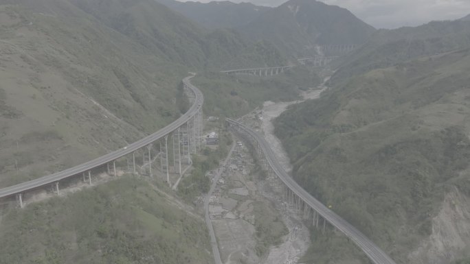 京昆高速汉源湖 隧道