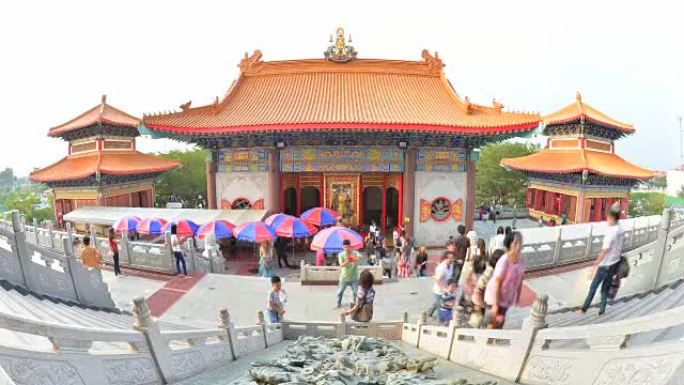 Timelapse是曼谷最大，最重要的中国佛教寺庙，名为 “Wat Mangkon Kamalawa
