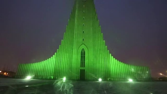 冰岛雷克雅未克的Hallgrimskirkja教堂。