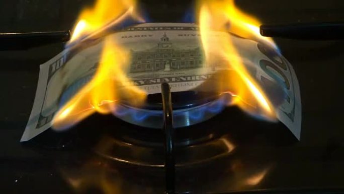 烧掉纸币-美元钞票着火了