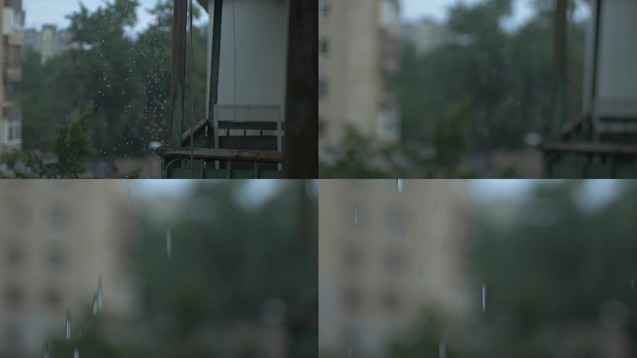 雨，雨声，水从屋顶排出