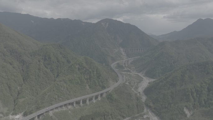 京昆高速汉源湖 隧道 大桥
