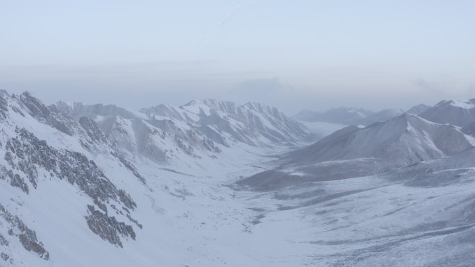 日出 雪山 云海