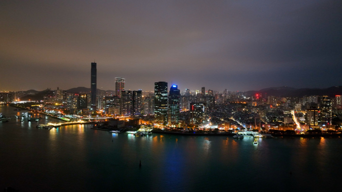 鹭江道鼓浪屿双子塔夜景4K航拍