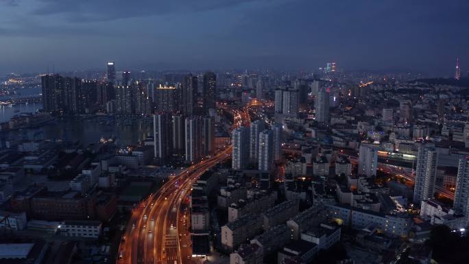 青岛高架桥车流夜景航拍