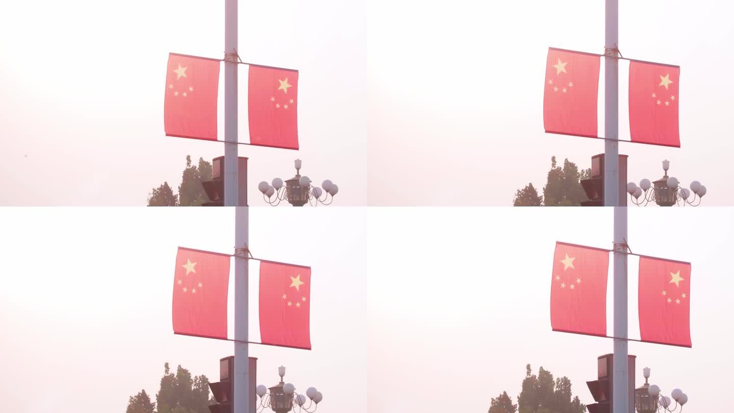 清晨薄雾中的五星红旗横移镜头