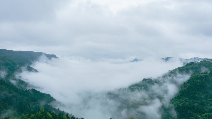 4k航拍山间云雾薄雾空镜