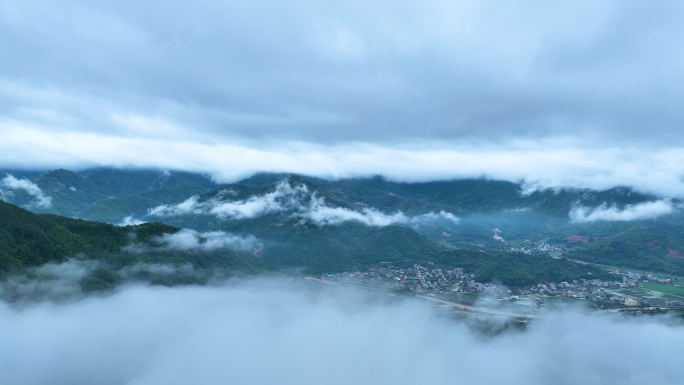 意境震撼的云雾山4K航拍