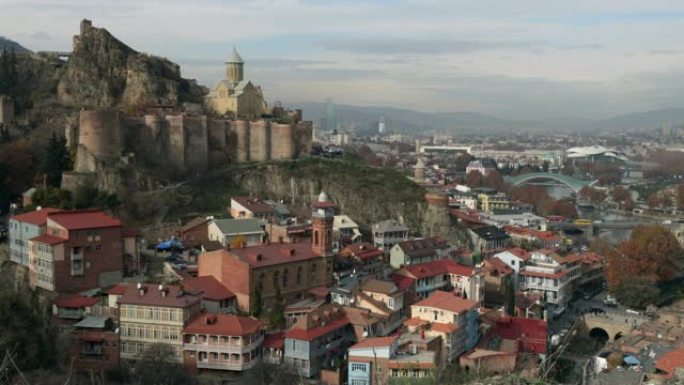 格鲁吉亚首都第比利斯旧中心鸟瞰图