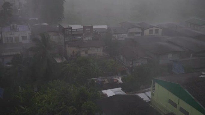 曼谷市中心的大雨