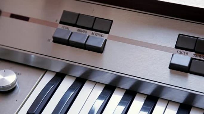 复古电动键盘风琴飞利浦，平底锅射击