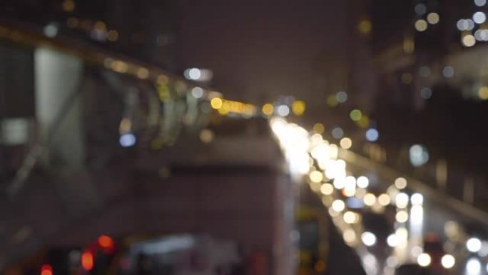 下雨城市的交通堵塞