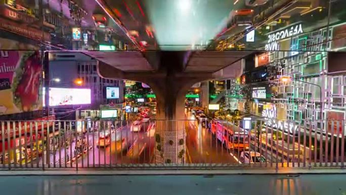 泰国曼谷暹罗广场天桥和交通的时间流逝