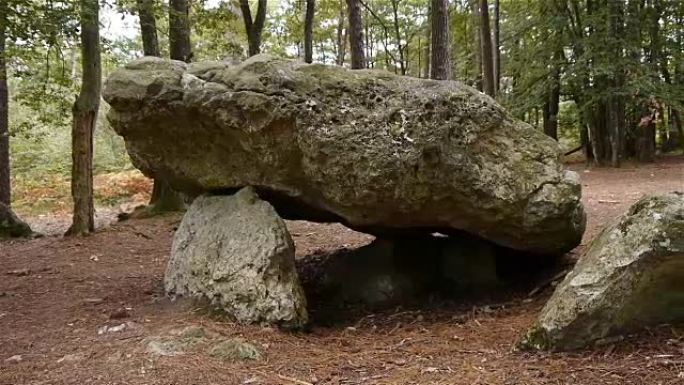 Dolmen Pierre Procureuse，诺曼底巨石，潘